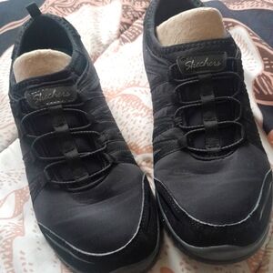 Womens sketchers sneakers